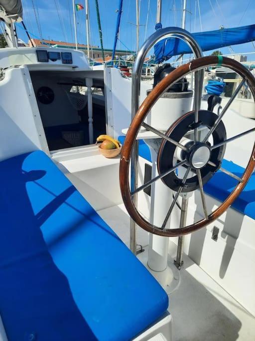 Vintage Sailboat Experience Lissabon